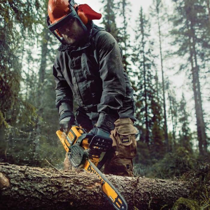 DEWALT 54V XR DCM575N-XJ FLEXVOLT CHAINSAW - Image 8