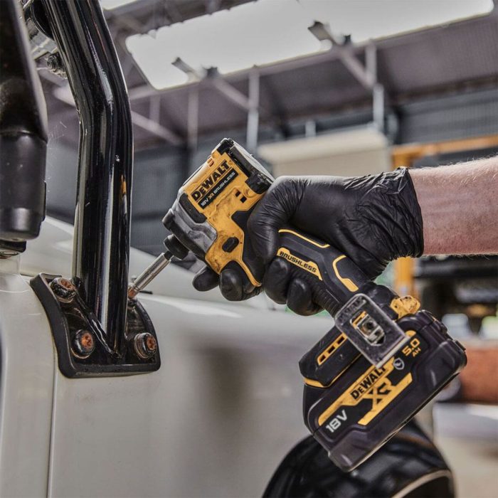 DEWALT 20V MAX DCF850D ATOMIC BRUSHLESS IMPACT DRIVER - Image 9