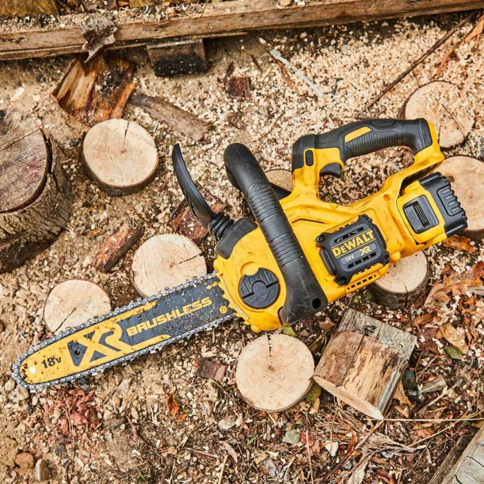 DEWALT 20V XR DCM565N BRUSHLESS 250MM (10") COMPACT CHAINSAW - Image 9