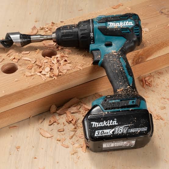 MAKITA DHP490Z 18V 13MM HAMMER DRILL DRIVER - Image 8