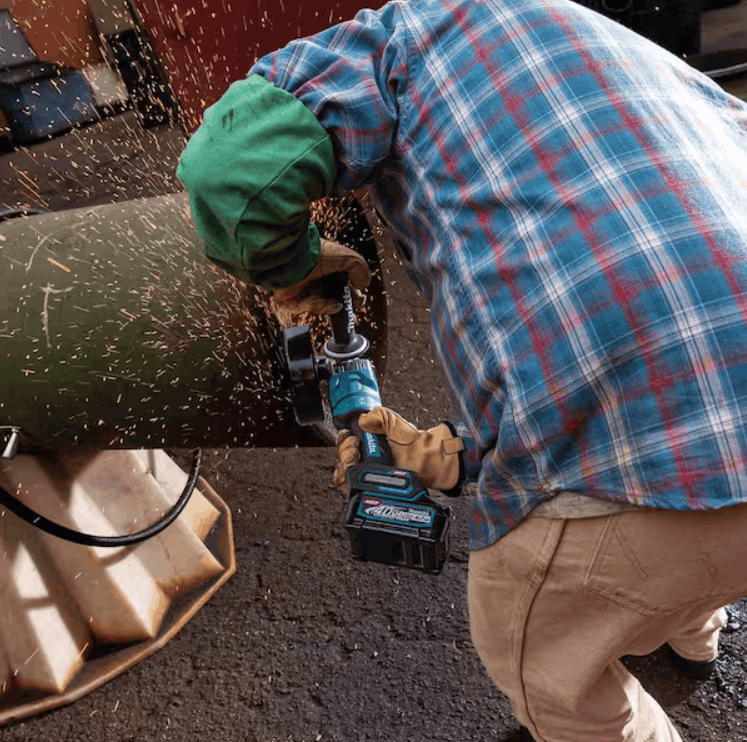 MAKITA GA003GZ 40V MAX 100MM ANGLE GRINDER WITH SLIDE SWITCH - Image 5