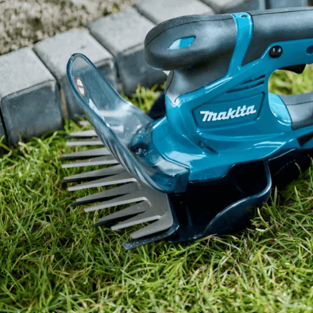 MAKITA UM600DZ 12V MAX 160MM GRASS SHEAR - Image 5